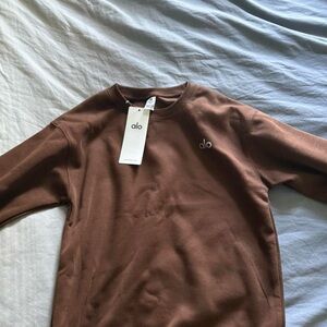ALO Yoga brand new womens brown Crewneck Sweater